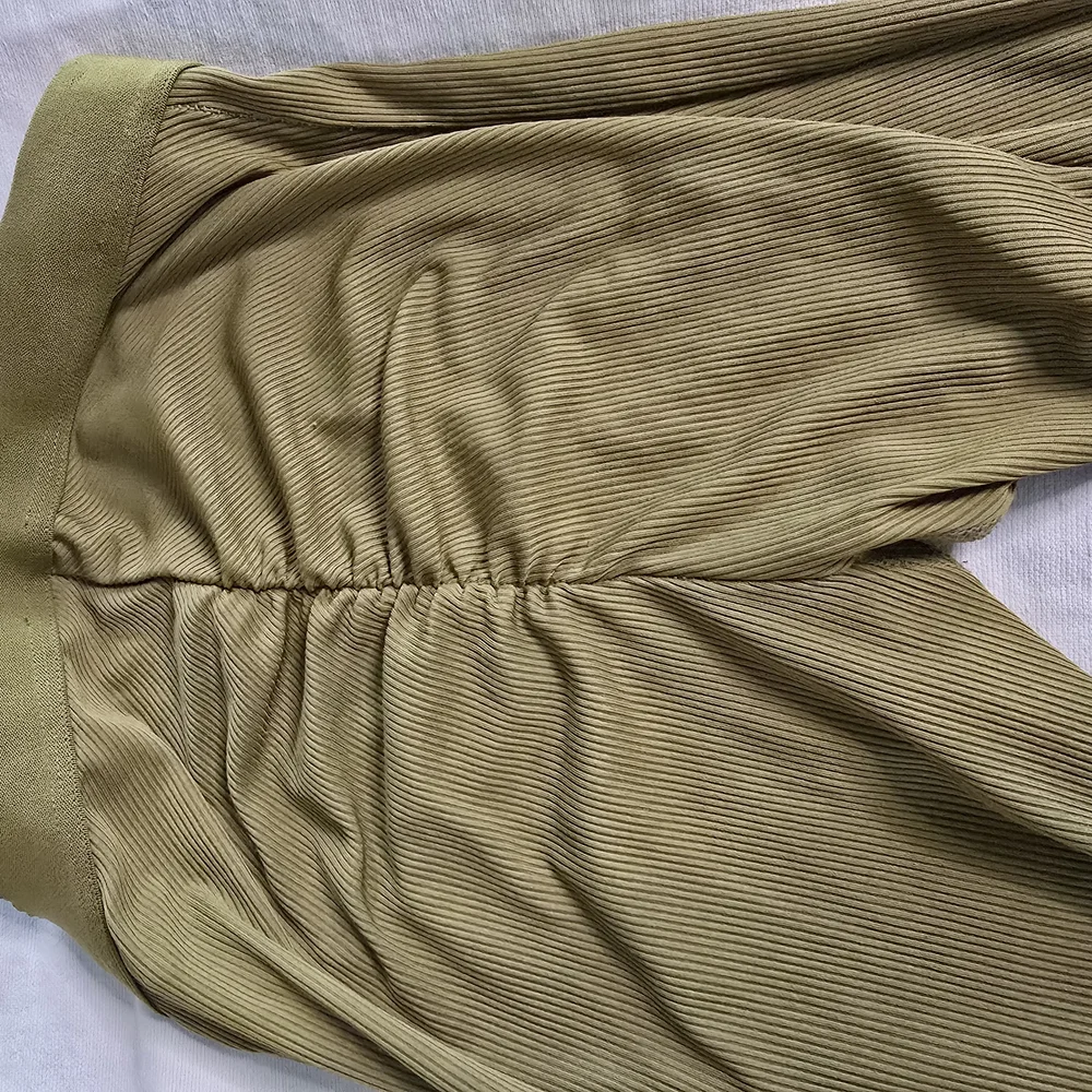 Olive Green Ribbed Bra & Leggings Set | Size Small | Lounge or Workout - Picture 6 of 6